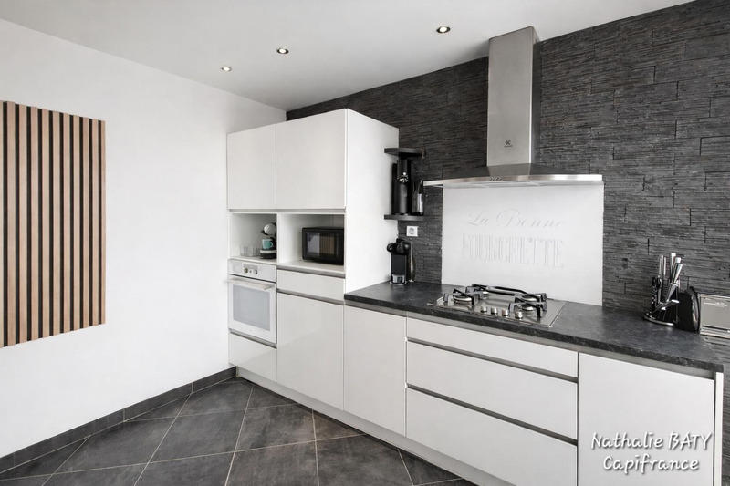 Appartement - 81 m² - 4 pièces