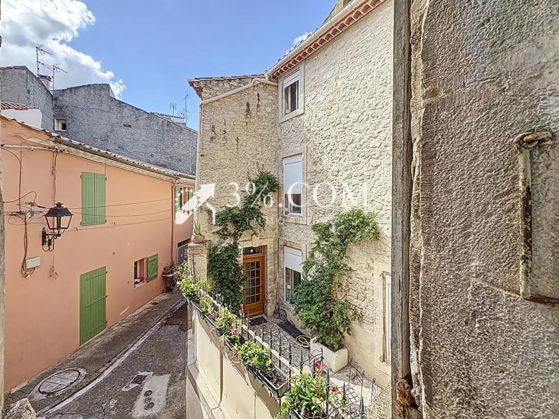 Maison - 232 m² - 8 pièces