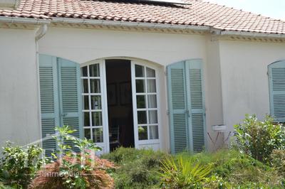 Maison - 182 m² - 3 pièces