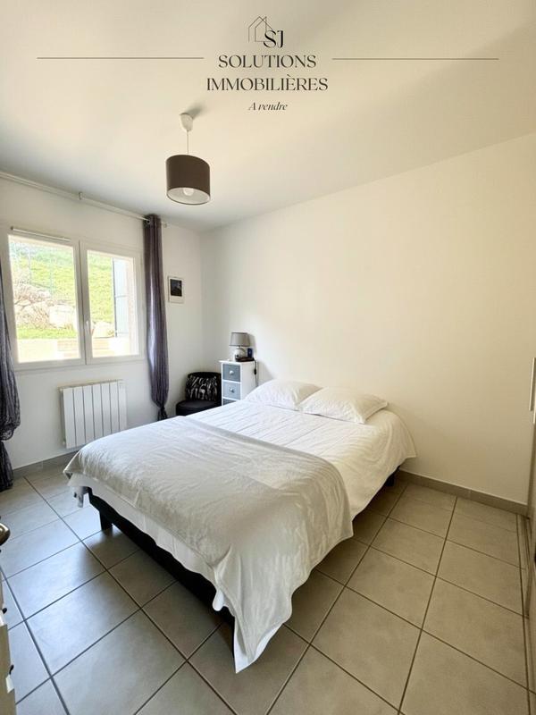 Maison - 105 m² - 4 pièces