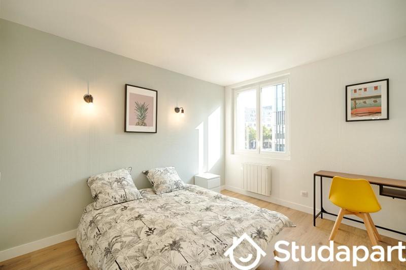 Chambre - 10 m² - 1 pièce