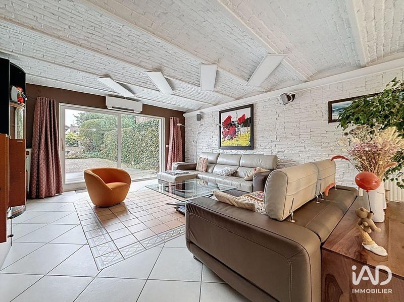 Maison - 449 m² - 9 pièces