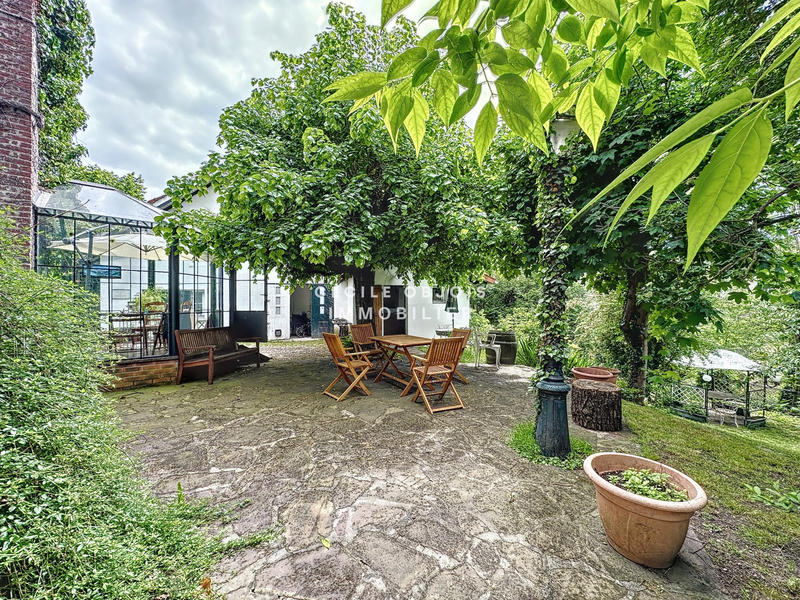 Maison - 141 m² - 6 pièces