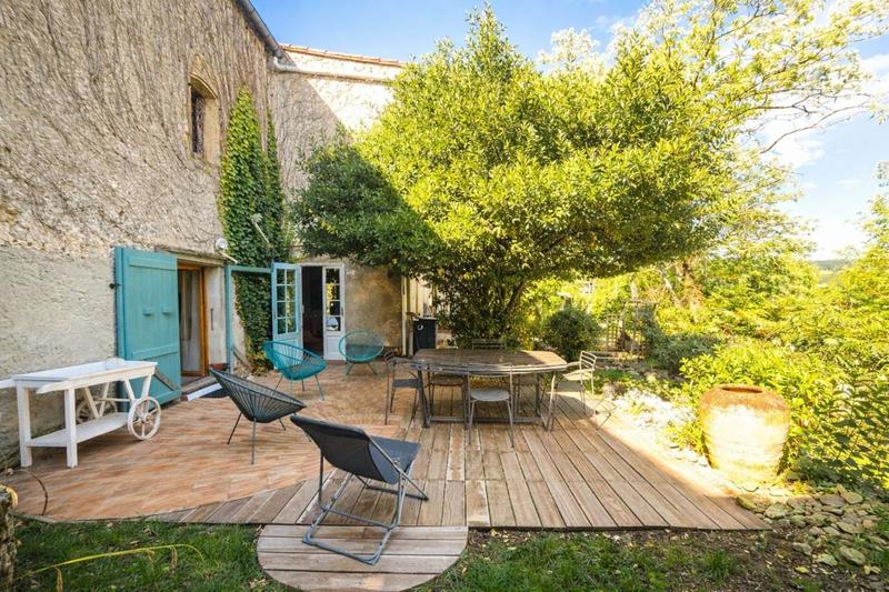 Propriété - 145 m² - 4 pièces