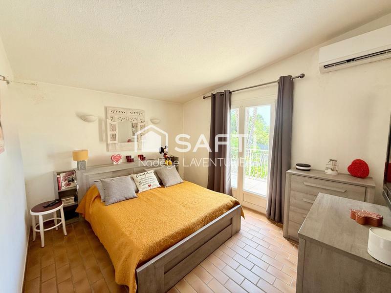 Villa - 220 m² - 9 pièces