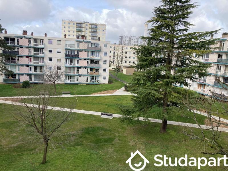 Chambre - 10 m² - 1 pièce