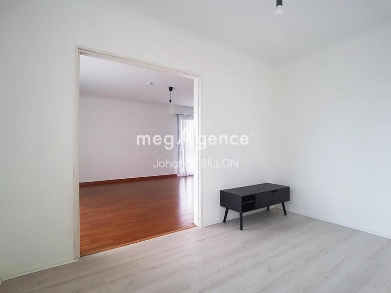 Appartement - 98 m² - 5 pièces