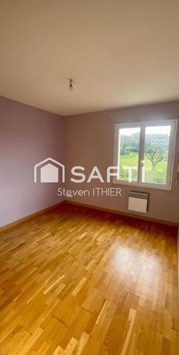 Maison - 410 m² - 8 pièces