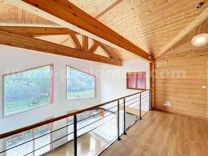 Châlet - 228 m² - 8 pièces