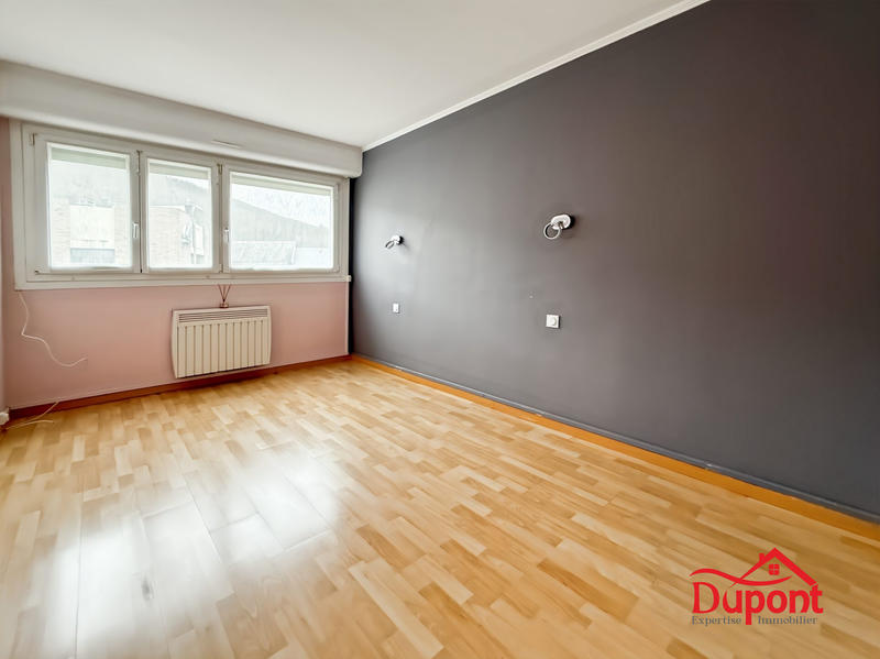 Appartement - 104 m² - 5 pièces