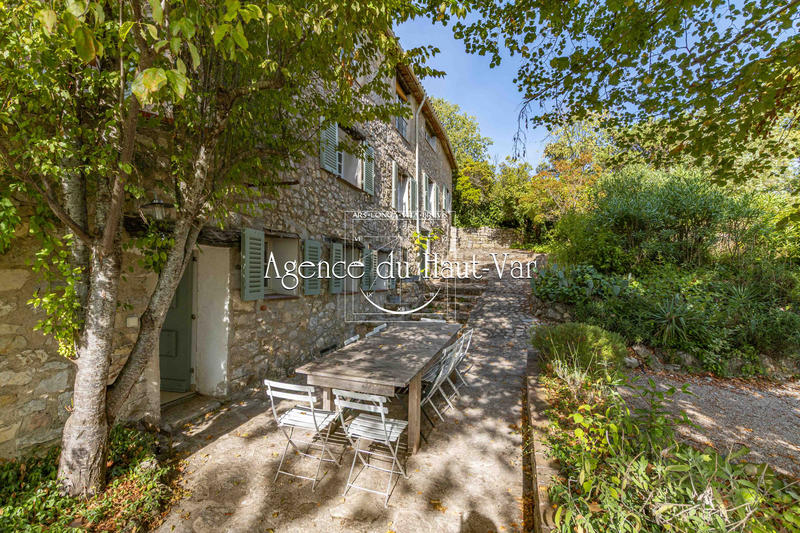 Bastide - 230 m² - 8 pièces