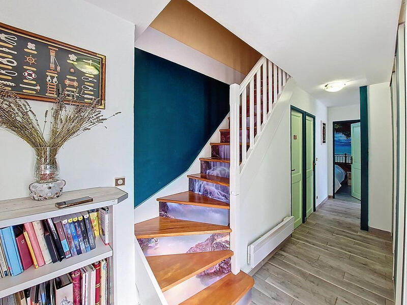 Maison - 144 m² - 8 pièces