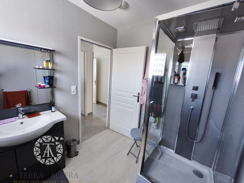 Villa - 107 m² - 4 pièces