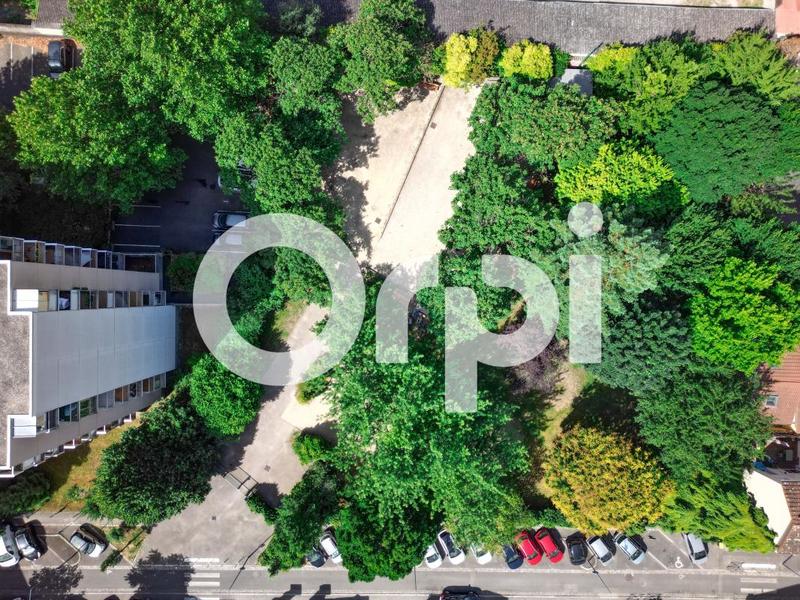 Appartement - 81 m² - 3 pièces