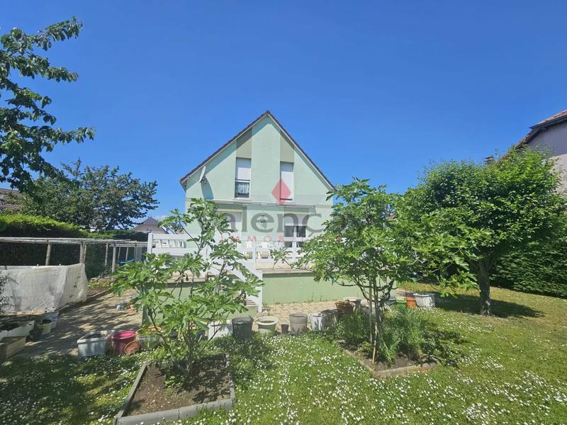 Maison - 88 m² - 5 pièces