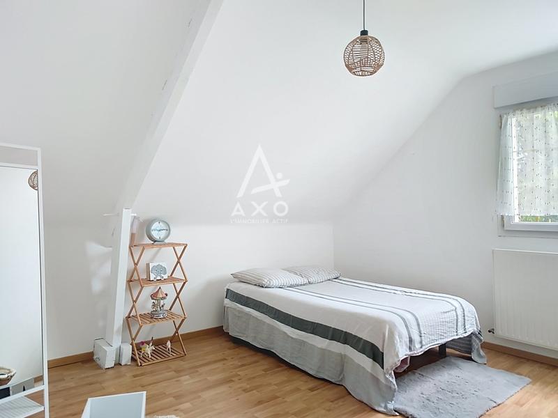 Maison - 285 m² - 10 pièces