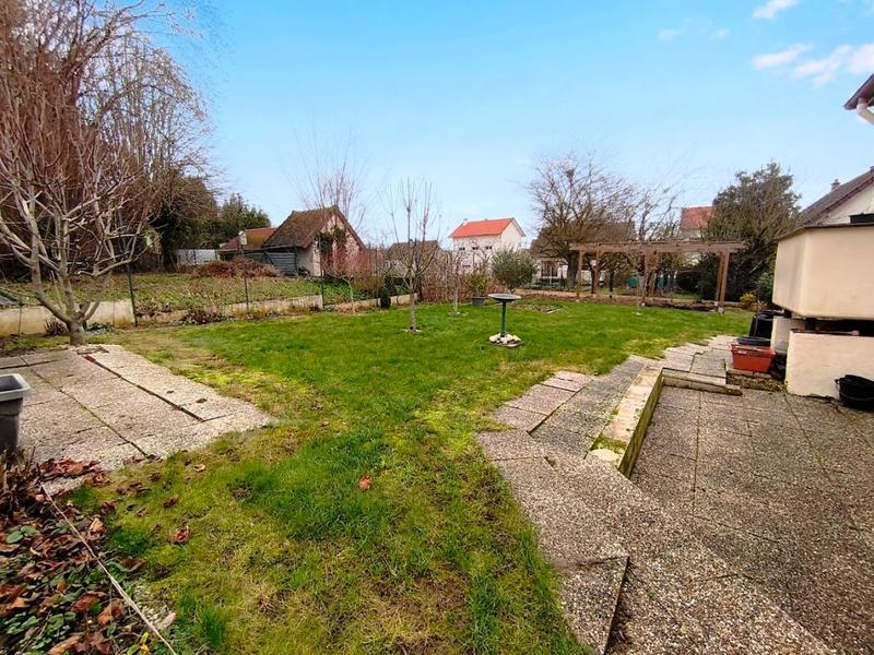 Maison - 87 m² - 4 pièces