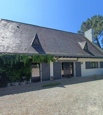 Maison - 186 m² - 4 pièces