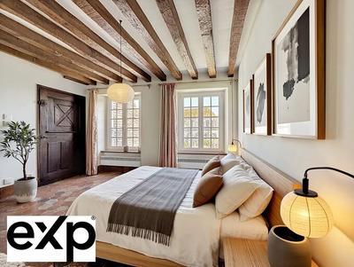 Maison - 189 m² - 10 pièces