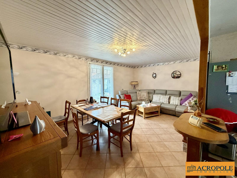 Maison - 85 m² - 4 pièces