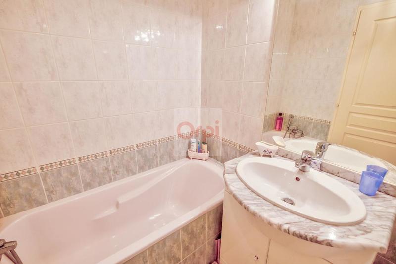 Appartement - 103 m² - 4 pièces