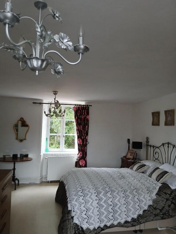 Maison - 213 m² - 8 pièces