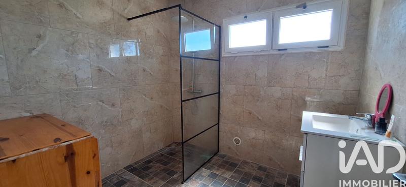 Maison - 180 m² - 8 pièces