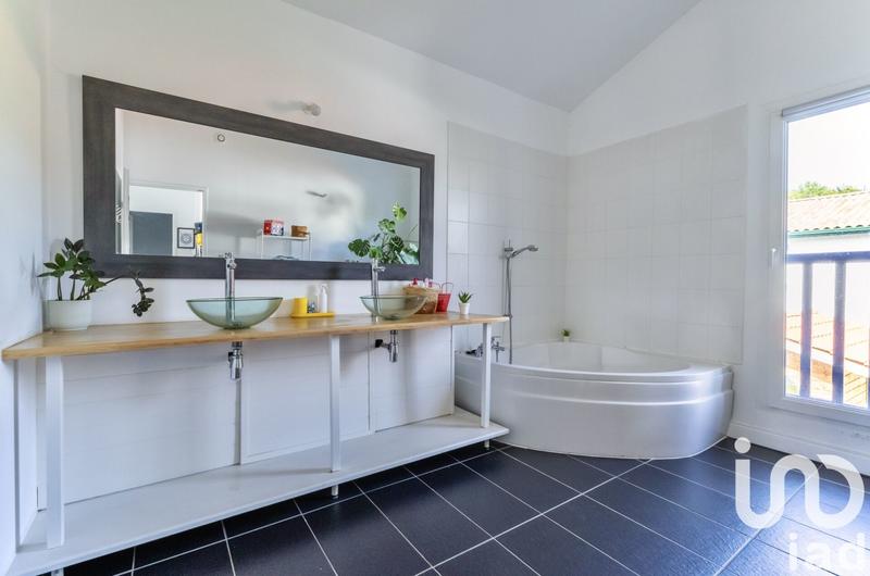 Maison - 164 m² - 5 pièces