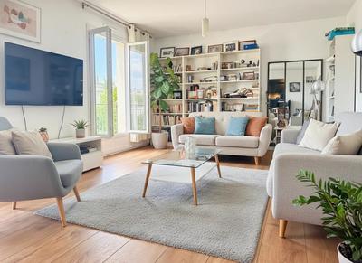 Appartement - 80 m² - 3 pièces