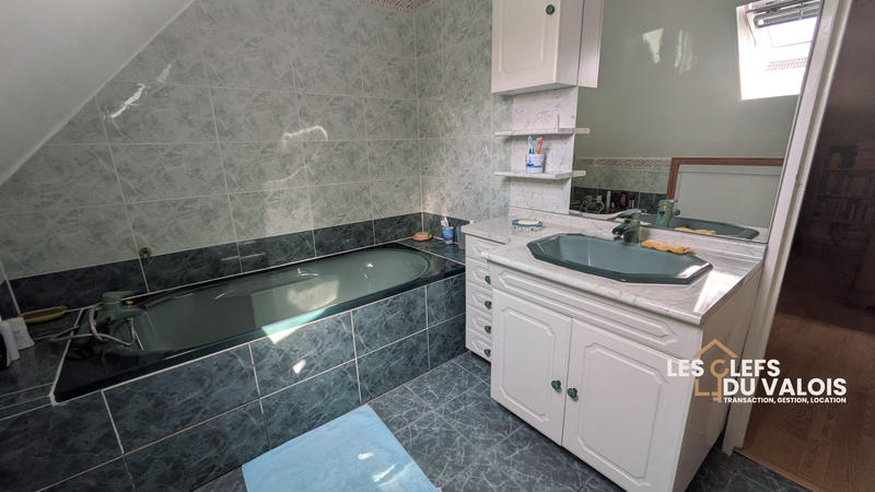 Maison - 88 m² - 4 pièces