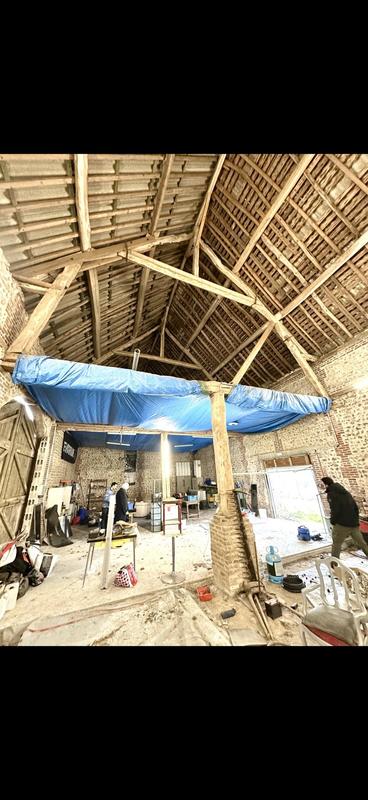 Maison traditionnelle - 340 m² - 5 pièces