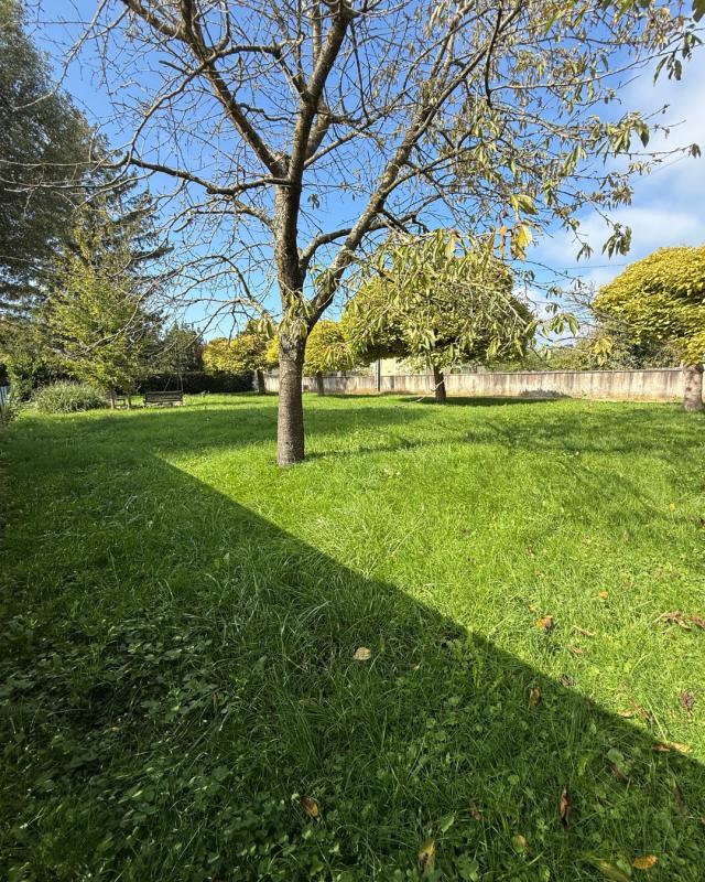 Terrain constructible - 448 m²