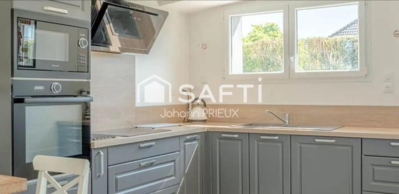 Maison - 225 m² - 7 pièces