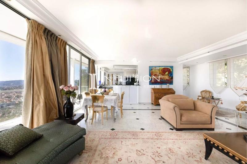 Villa - 320 m² - 6 pièces