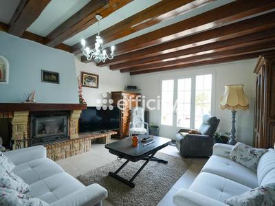 Maison - 210 m² - 7 pièces