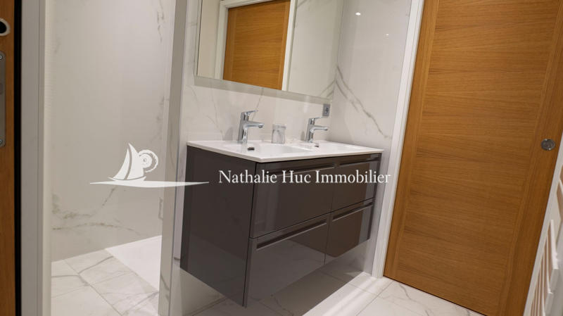 Appartement - 85 m² - 4 pièces