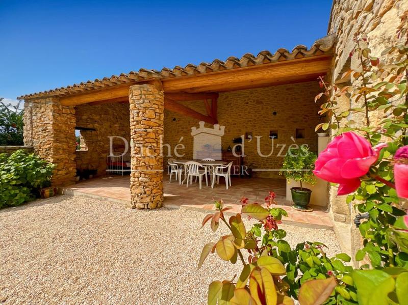 Mas - 148 m² - 6 pièces