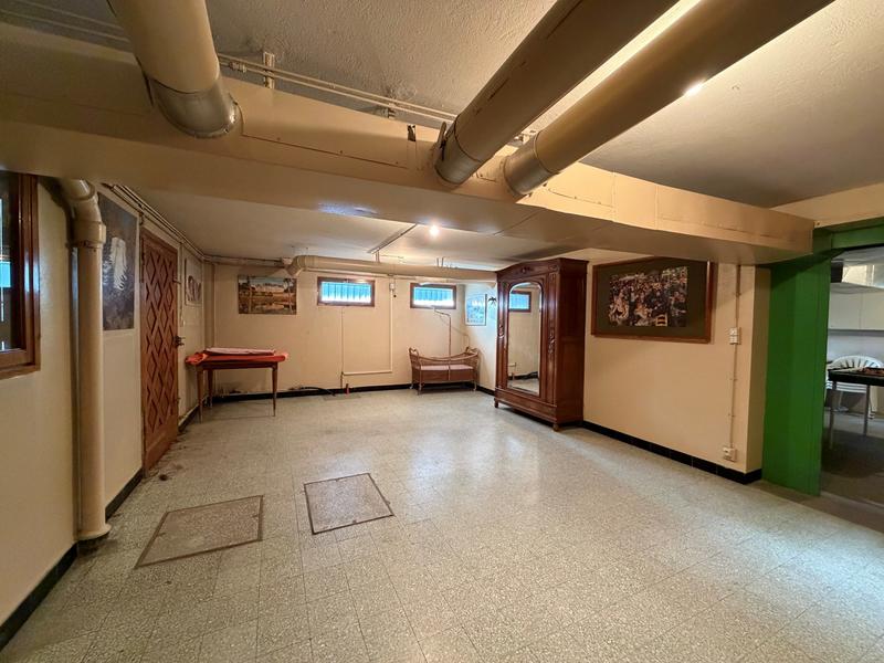 Maison ancienne - 200 m² - 5 pièces