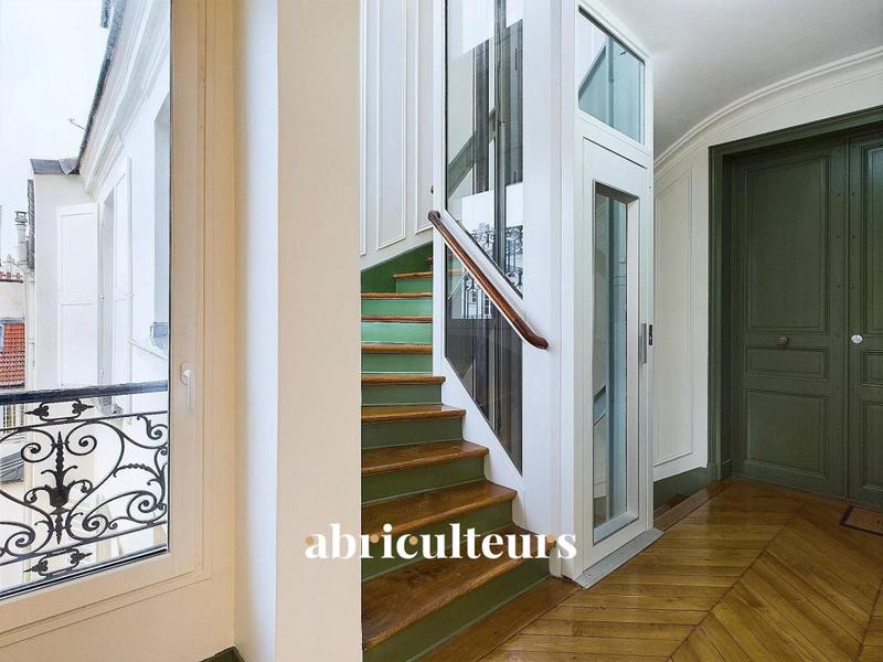 Appartement ancien - 51 m² - 2 pièces