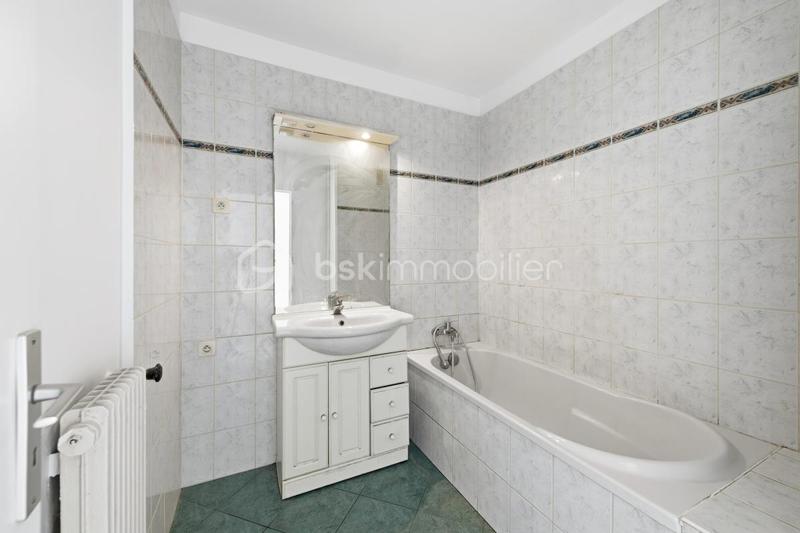 Appartement - 76 m² - 4 pièces