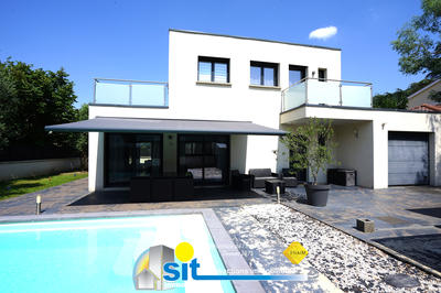 Maison - 111 m² - 5 pièces