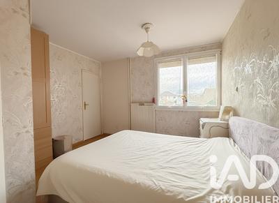 Maison - 107 m² - 7 pièces