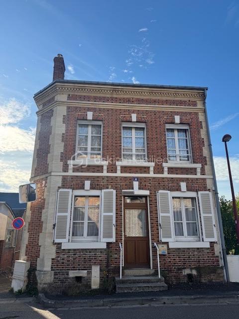 Maison de village - 117 m² - 6 pièces