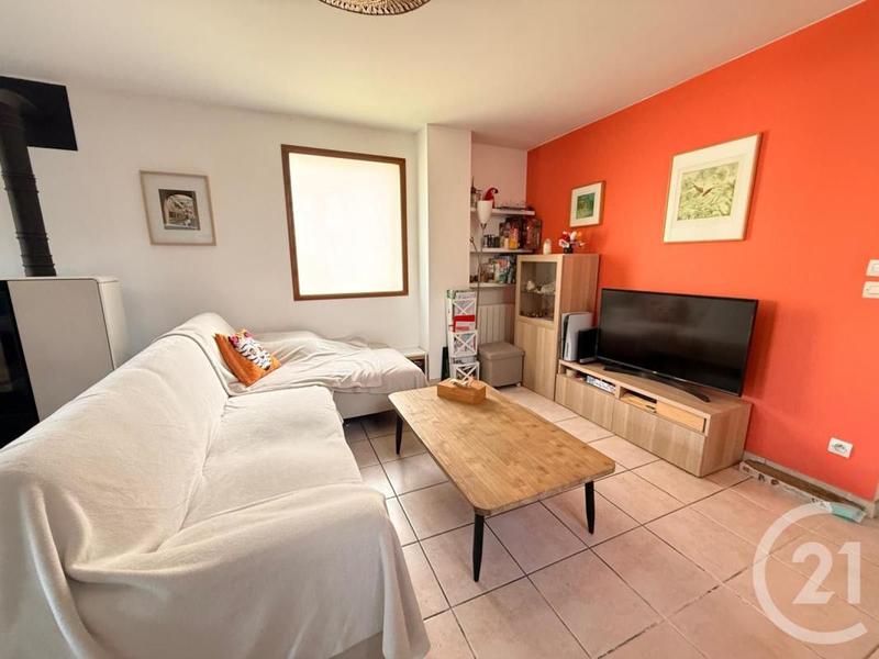 Maison - 98 m² - 5 pièces