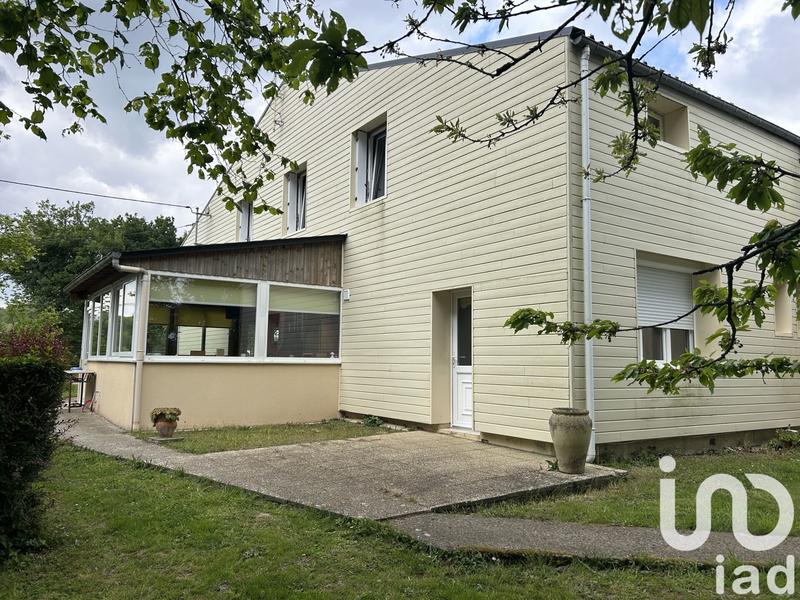 Maison - 166 m² - 8 pièces