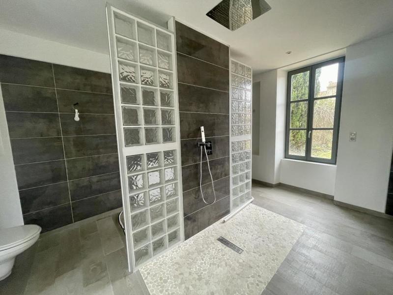 Maison de maîtres - 245 m² - 8 pièces