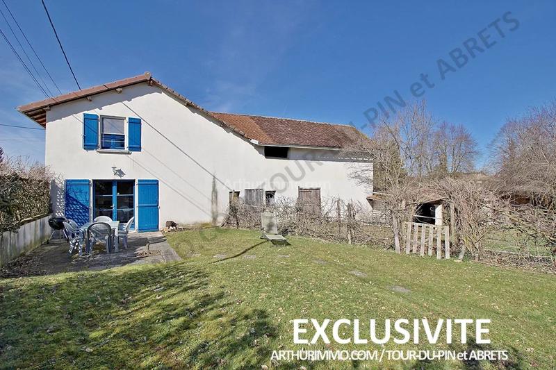 Maison - 220 m² - 7 pièces