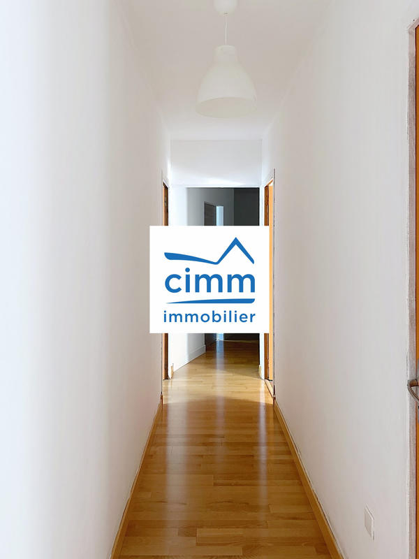 Maison - 109 m² - 6 pièces