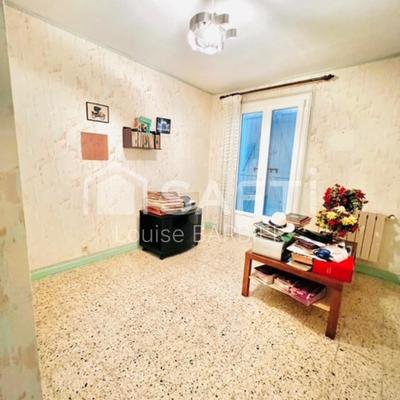 Maison - 175 m² - 7 pièces