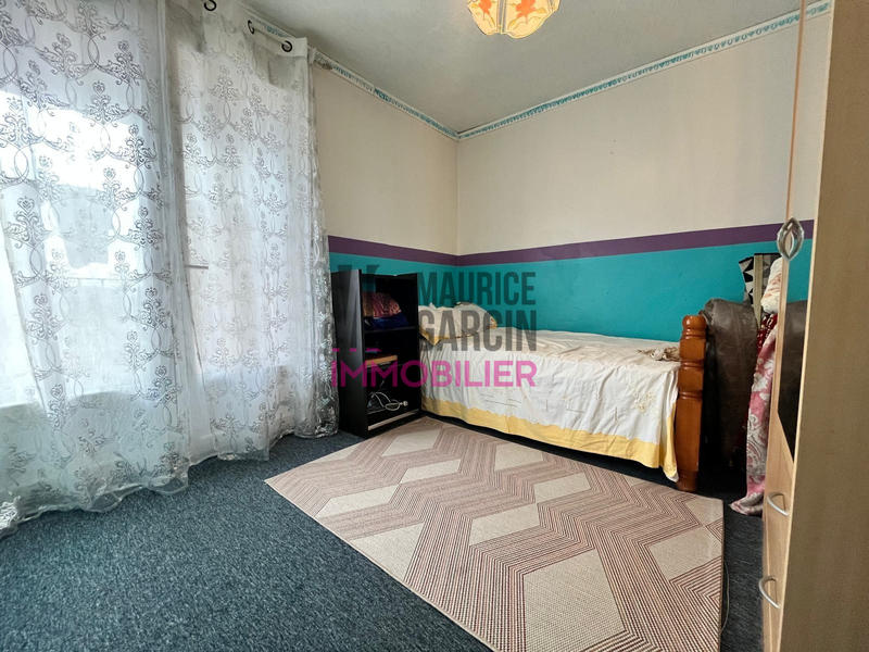 Appartement - 80 m² - 4 pièces